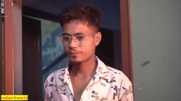 Hot Milf Bhabhi Seduces Young Devar in Steamy Desi Sex!