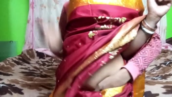 Sensational Bengali Bhabhi's First Homemade XXX Video!