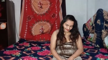 Deshi House Owner's Wild Affair with Servant Cumriya