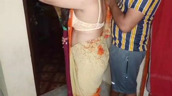 Sizzling Morning with Hot Stepmom During House Cleaning!