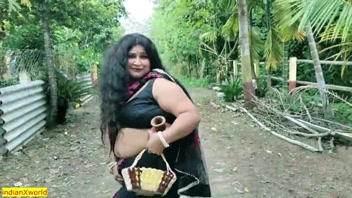 Stunning Desi TikTok Star’s Secret Hot Video Goes Viral!